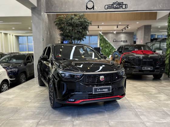 FIAT FASTBACK 1.3 TURBO 270 FLEX ABARTH AT6 FIAT FASTBACK 1.3 TURBO 270 FLEX ABARTH AT6